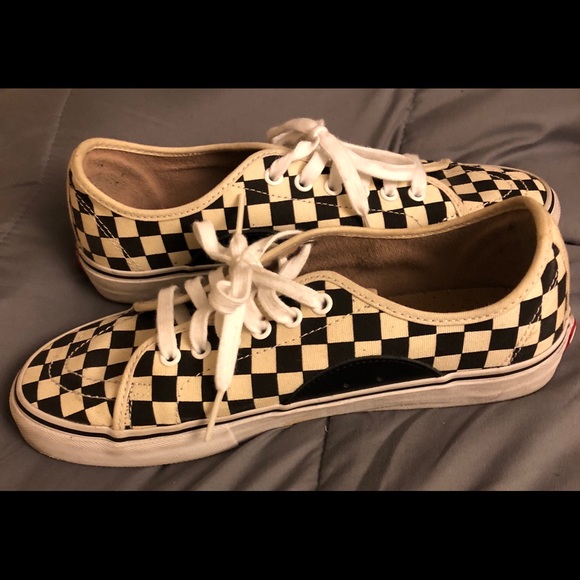 vans av classic pro checkerboard
